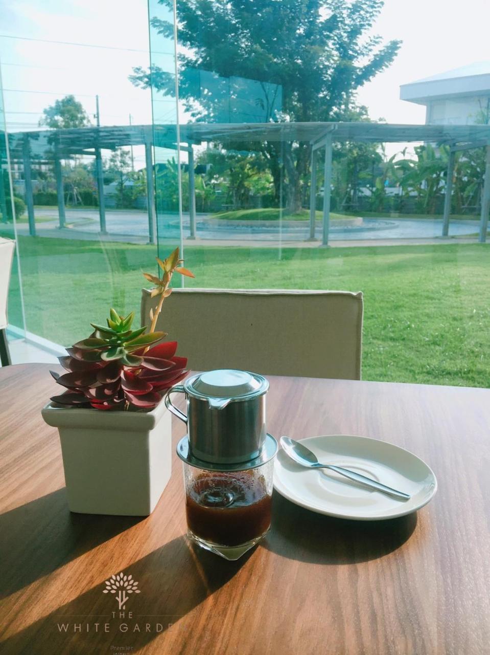 The White Garden Premier Saraburi Hotel Ban Dao Ruang  Exterior foto