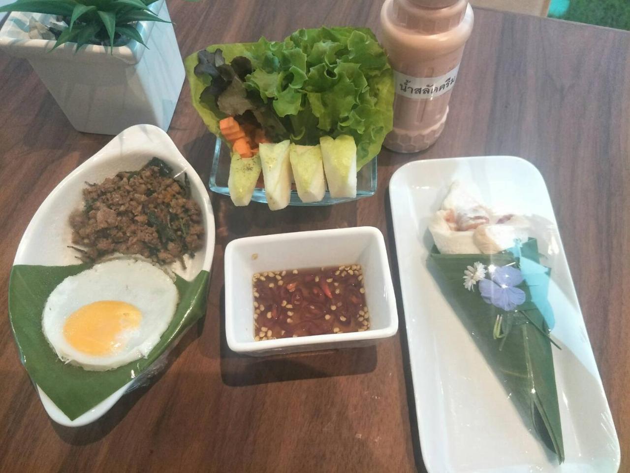 The White Garden Premier Saraburi Hotel Ban Dao Ruang  Exterior foto